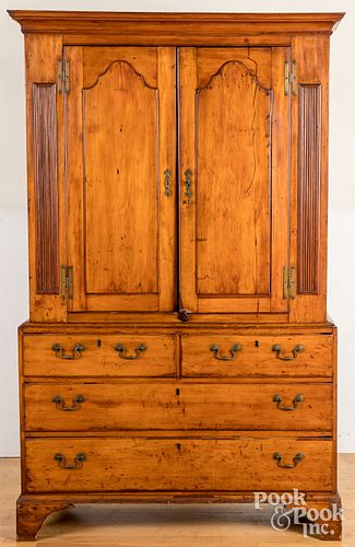 NEW JERSEY CHIPPENDALE GUMWOOD