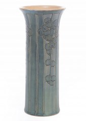 NEWCOMB COLLEGE ART POTTERY VA
