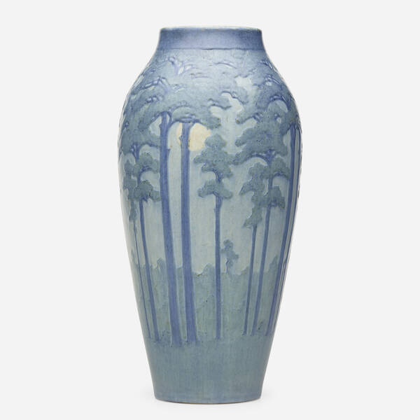 Newcomb College Pottery. Lamp