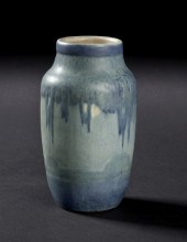 Newcomb College Pottery Matte-