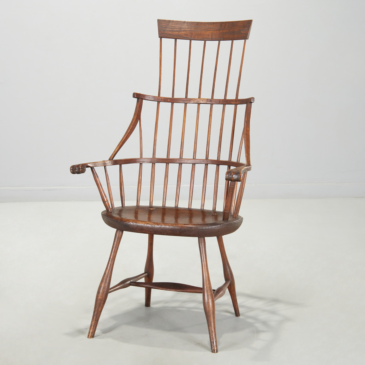 NICE AMERICAN COMB-BACK WINDSOR