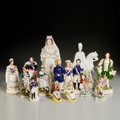 NICE COLLECTION ANTIQUE STAFFO