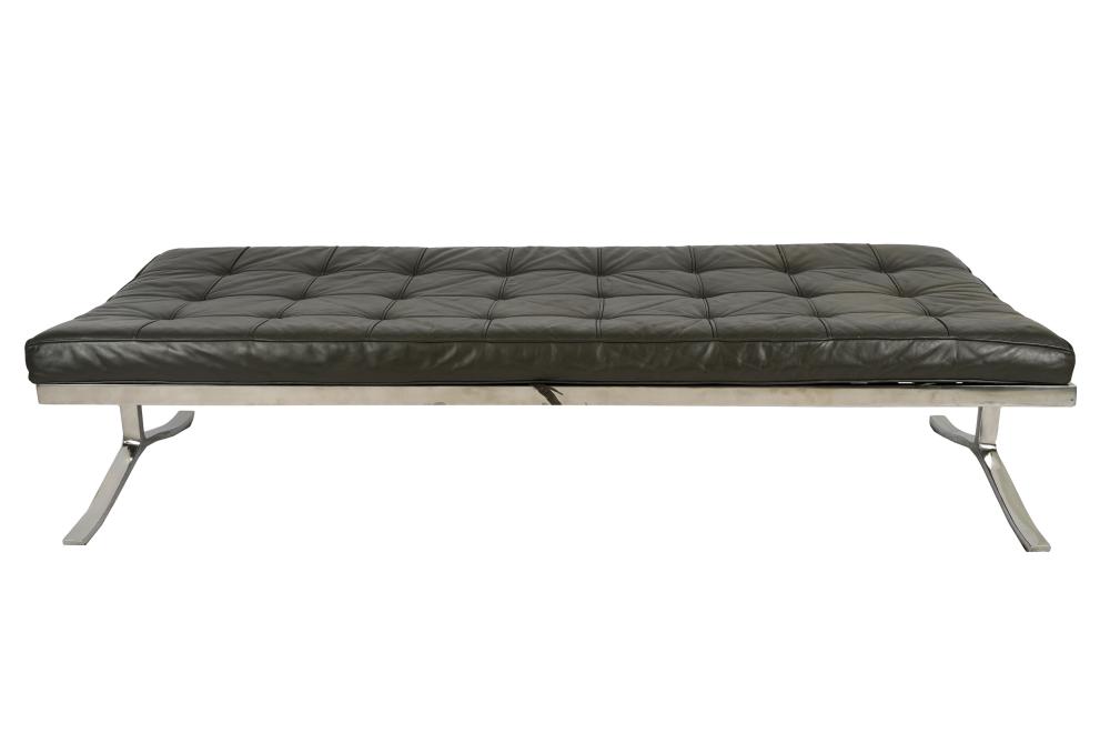 NICOS ZOGRAPHOS BENCH / DAYBEDblack