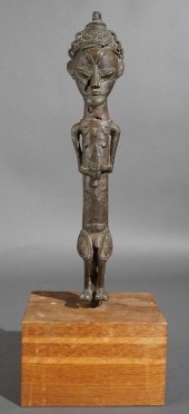NIGERIAN TRIBAL SCULPTURE WITH