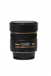 NIKON 10.5 MM LENSlens in reta