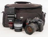 NIKON CAMERA & ACCESSORIESComp