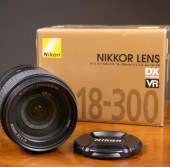 NIKON CAMERA LENS: AF-S DX NIK