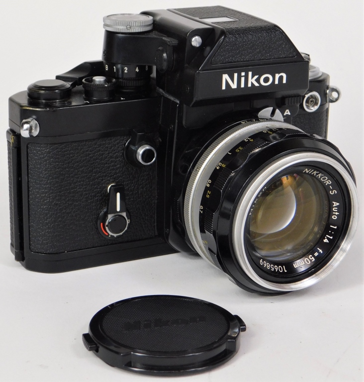NIKON F2 BLACK BODY, NIKKOR-S