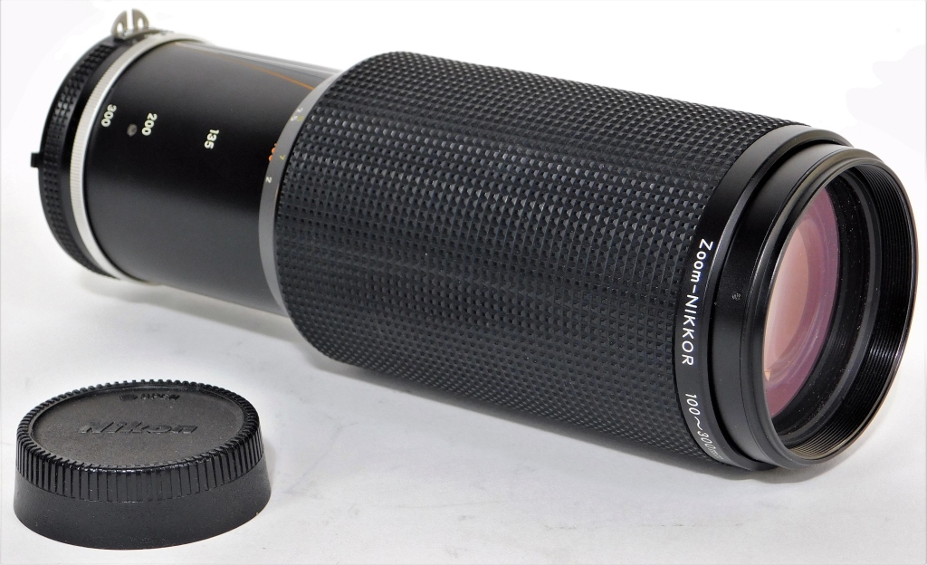 NIKON ZOOM-NIKKOR 100-300MM