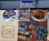 NINE ASSORTED DECORATED GLASS