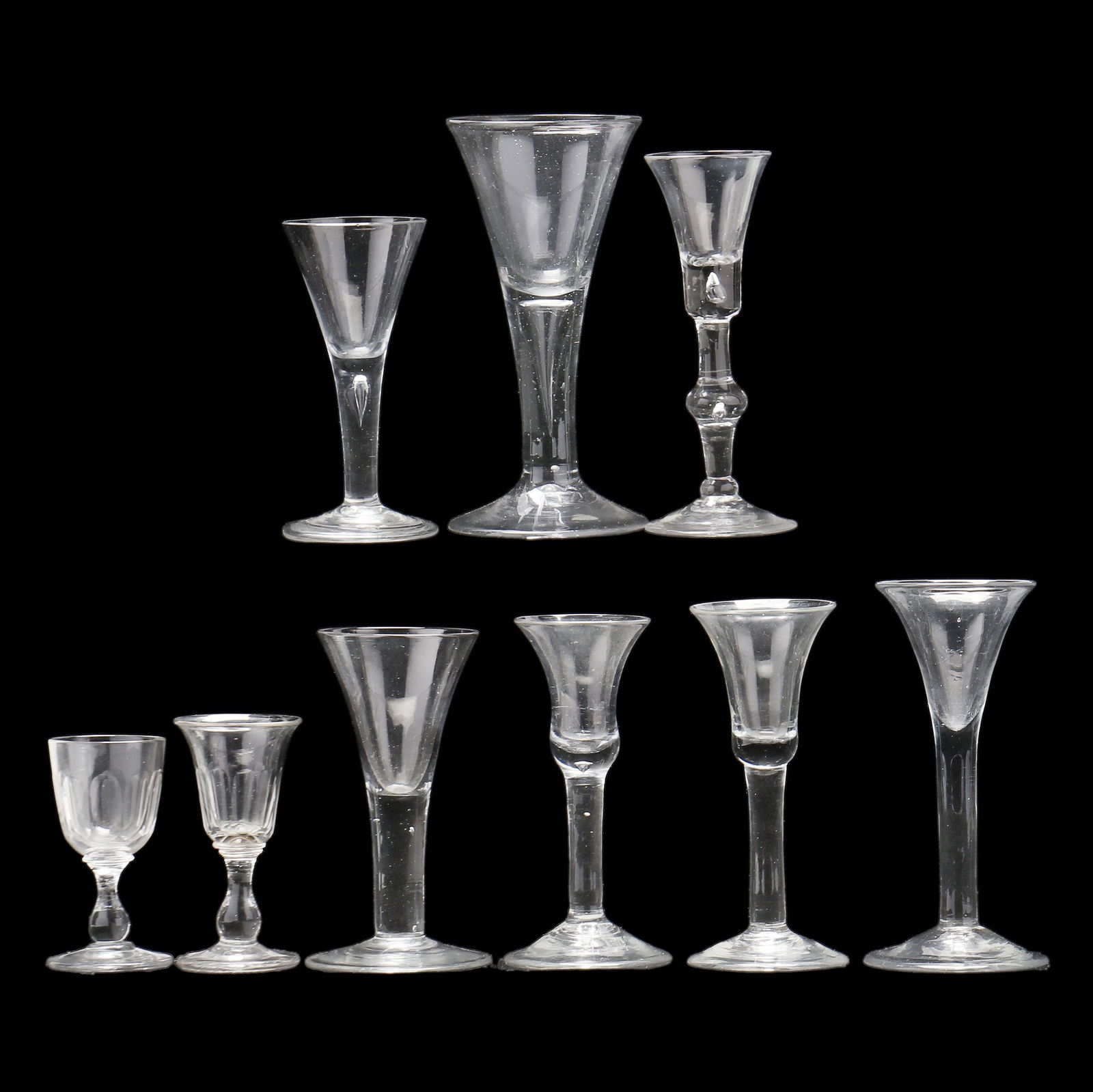 NINE ASSORTED WINE GLASSESNine