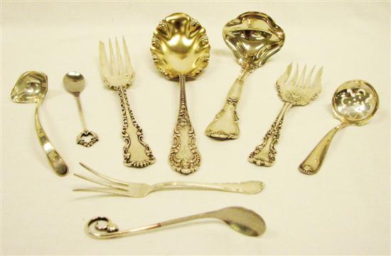Nine pieces of sterling silver