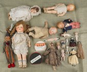 Nineteen miscellaneous dolls 1