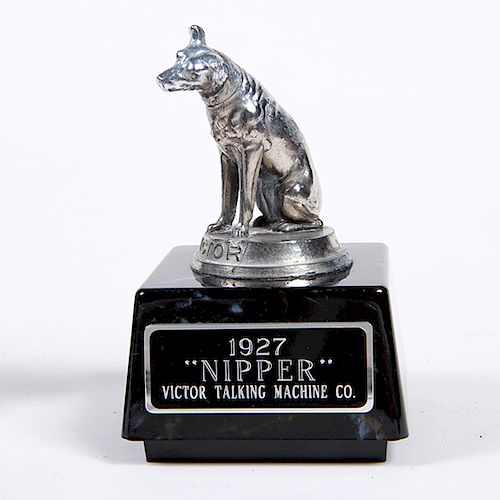 "NIPPER" 1927 HOOD ORNAMENT1927-