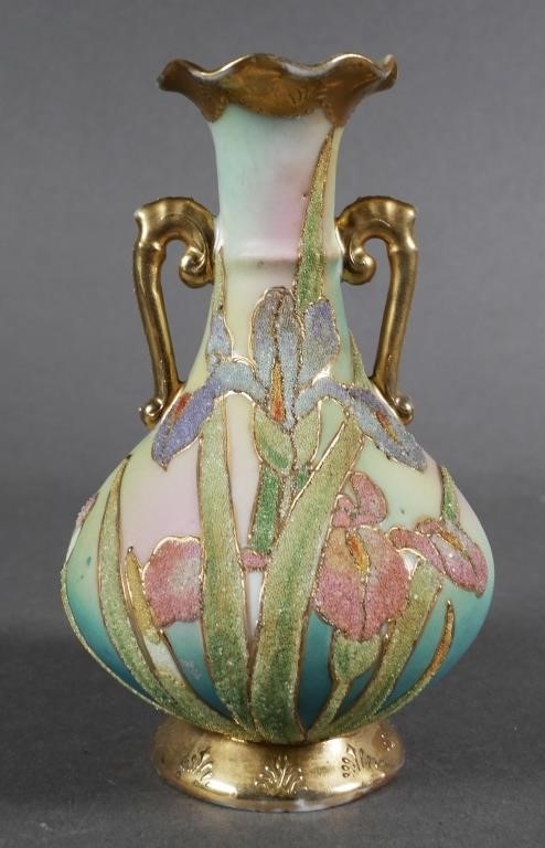NIPPON CORALENE ART NOUVEAU VASEArt