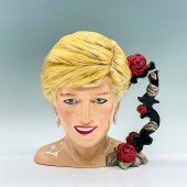 NOBLE CERAMICS LARGE CHARACTER