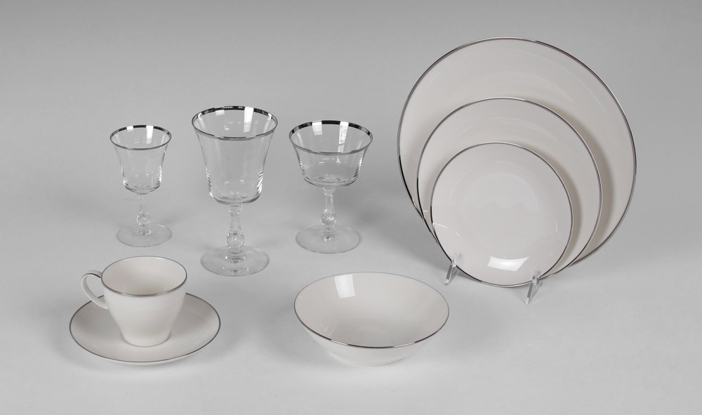 NORITAKE IVORY PLATINUM RIM FINE