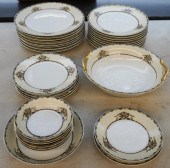 NORITAKE 'MARIANA' 31-PIECE PO