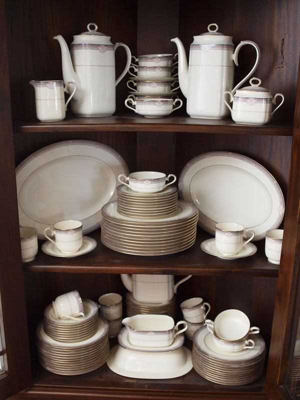 NORITAKE STANFORD COURT FINE