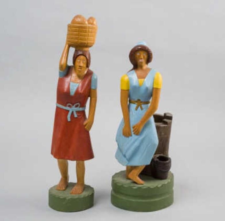 NORTH BAY SCULPTURESA pair of