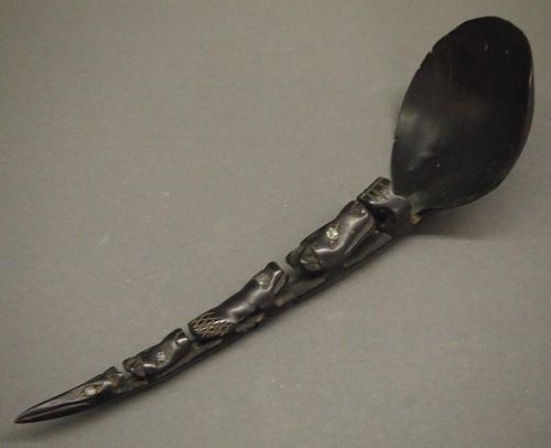 NORTHWEST COAST HORN SPOONA circa
