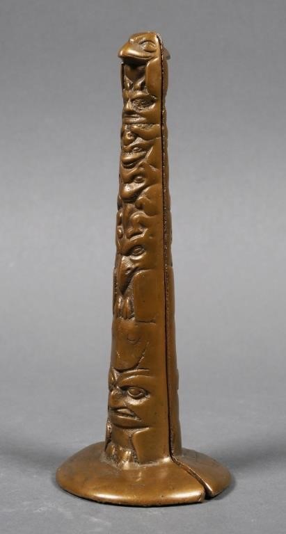NORTHWEST COAST INDIAN TOTEM