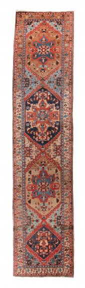NORTHWEST PERSIAN RUNNER: 3’2”