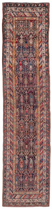 NORTHWEST PERSIAN RUNNER: 3’9”