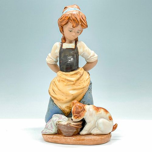 NOSY PUPPY 1012096 - LLADRO