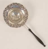 Nouveau sterling silver tea st