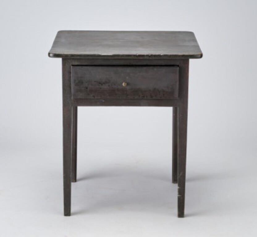 NOVA SCOTIA SIDE TABLEA well