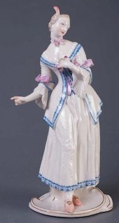 NYMPHENBURG LUCINDA FIGUREFran