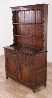 OAK 19TH CENTURY WELSH CUPBOAR