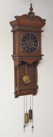 OAK CASE SATYR MOUNTED WALL CL