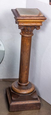 OAK CORINTHIAN COLUMNAR PEDEST