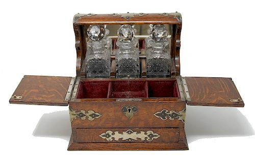 OAK CUT GLASS TRIPLE BOTTLE