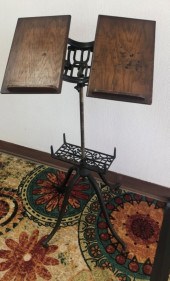 OAK DICTIONARY STAND W/ORNATE
