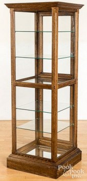 OAK DISPLAY CASEOak display ca