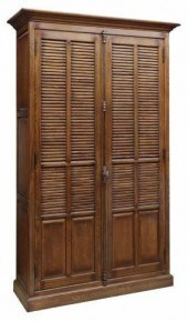 OAK LIBRARY BOOKCASE W/ CREMON
