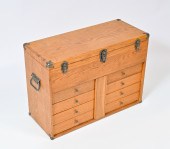 OAK MACHINIST'S CHEST: Oak 5-d