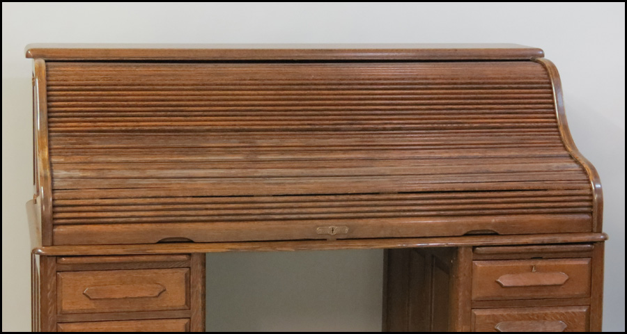 OAK PEDESTAL DESK WITH LEATHER