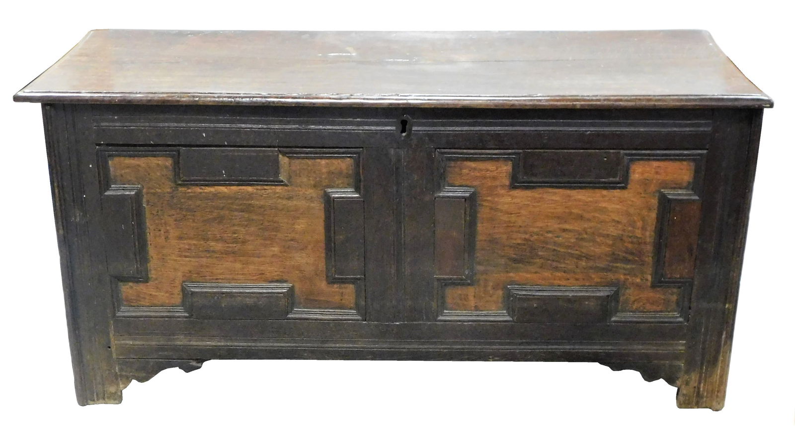 OAK PILGRIM CHEST, C. 1700,
