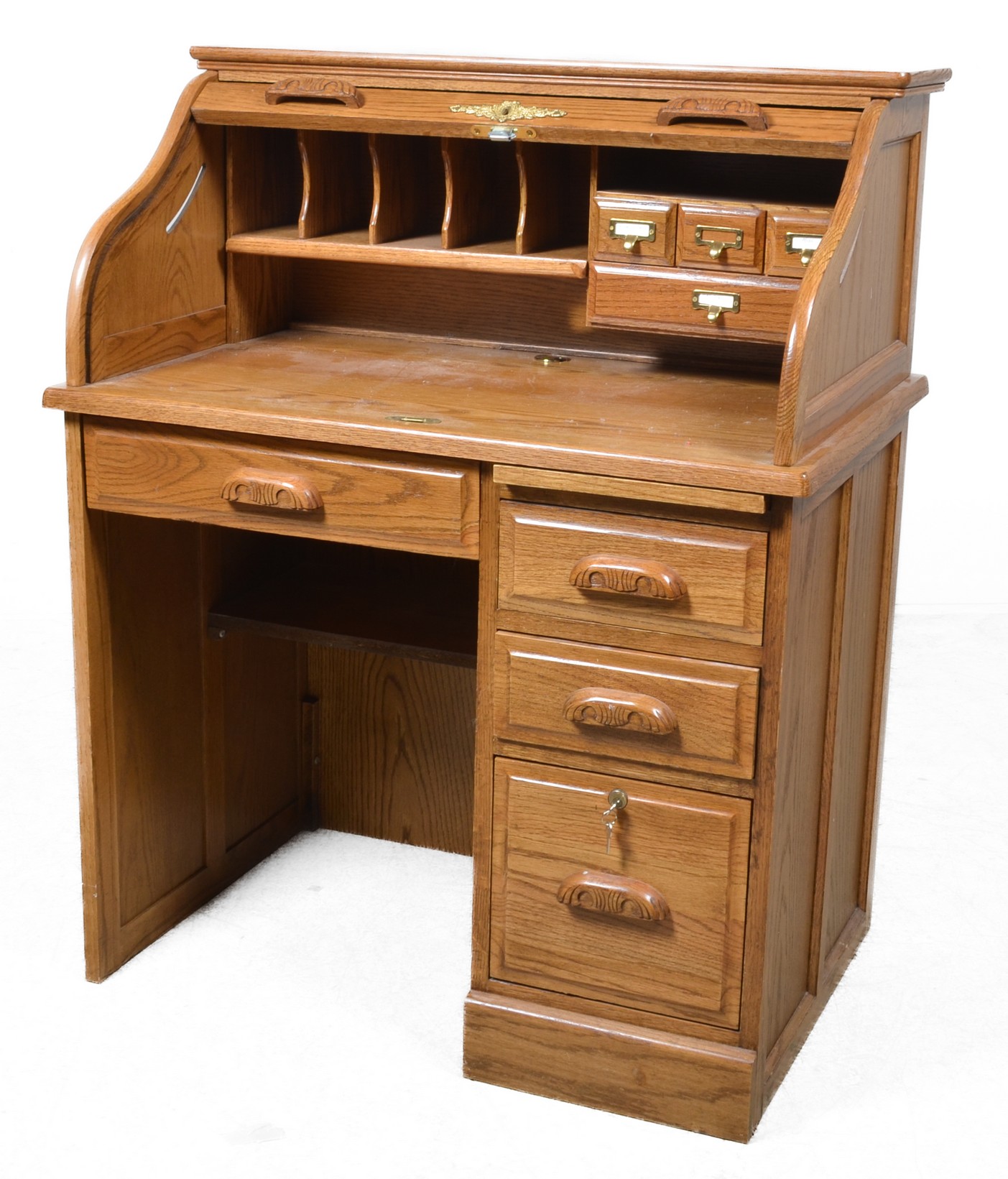 Oak rolltop desk, 45"h x 36'w x