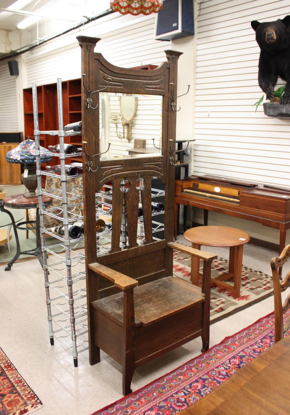 OAK SETTLE-BASE HALLSTANDOAK