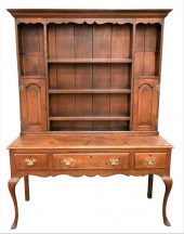 OAK WELSH STYLE DRESSEROak Wel