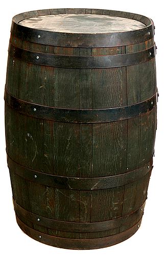 OAK WHISKEY BARRELOAK WHISKEY
