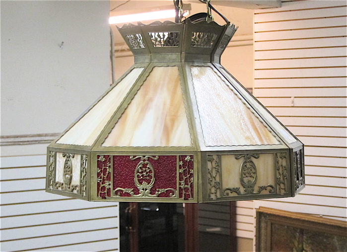 OCTAGONAL GLASS-PANELED METAL LIGHT