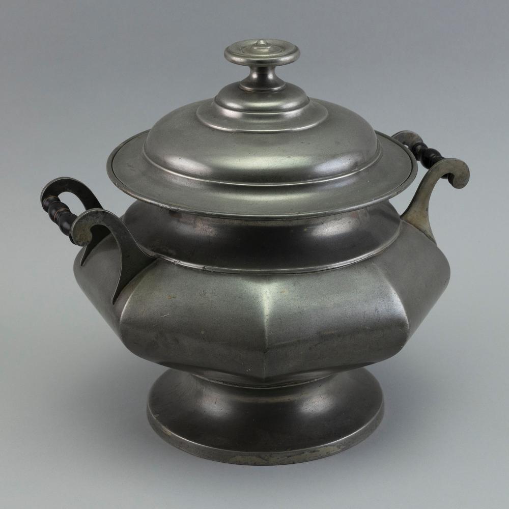 OCTAGONAL PEWTER TUREEN 19TH