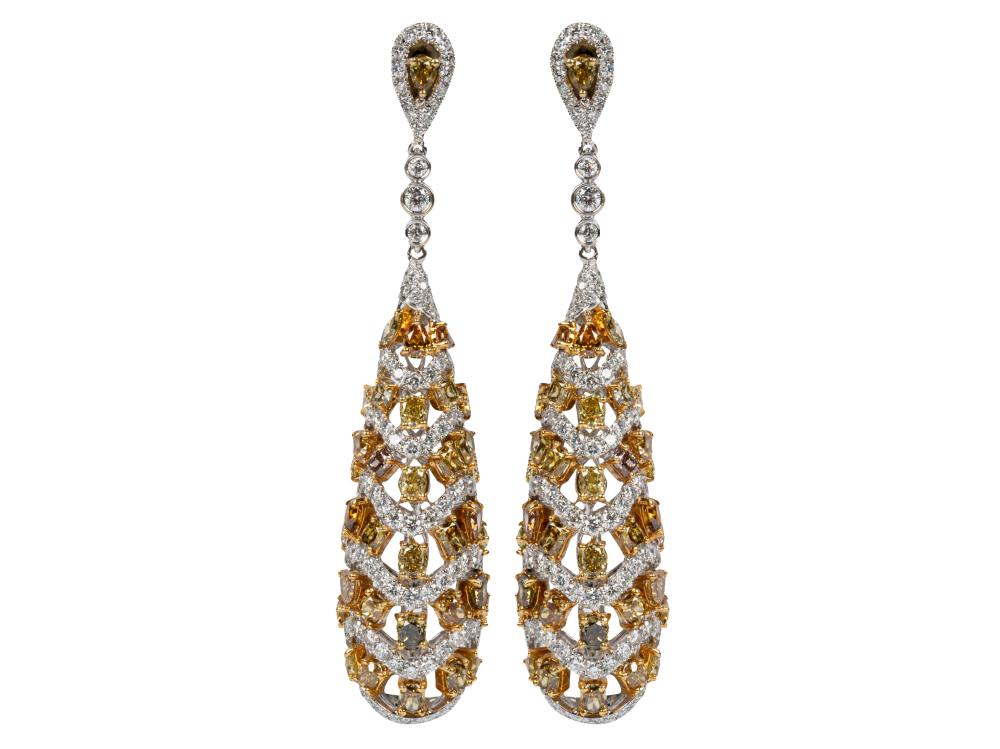 ODELIA 18 KARAT WHITE GOLD,