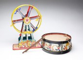 OHIO ART DRUM AND "THE GIANT R